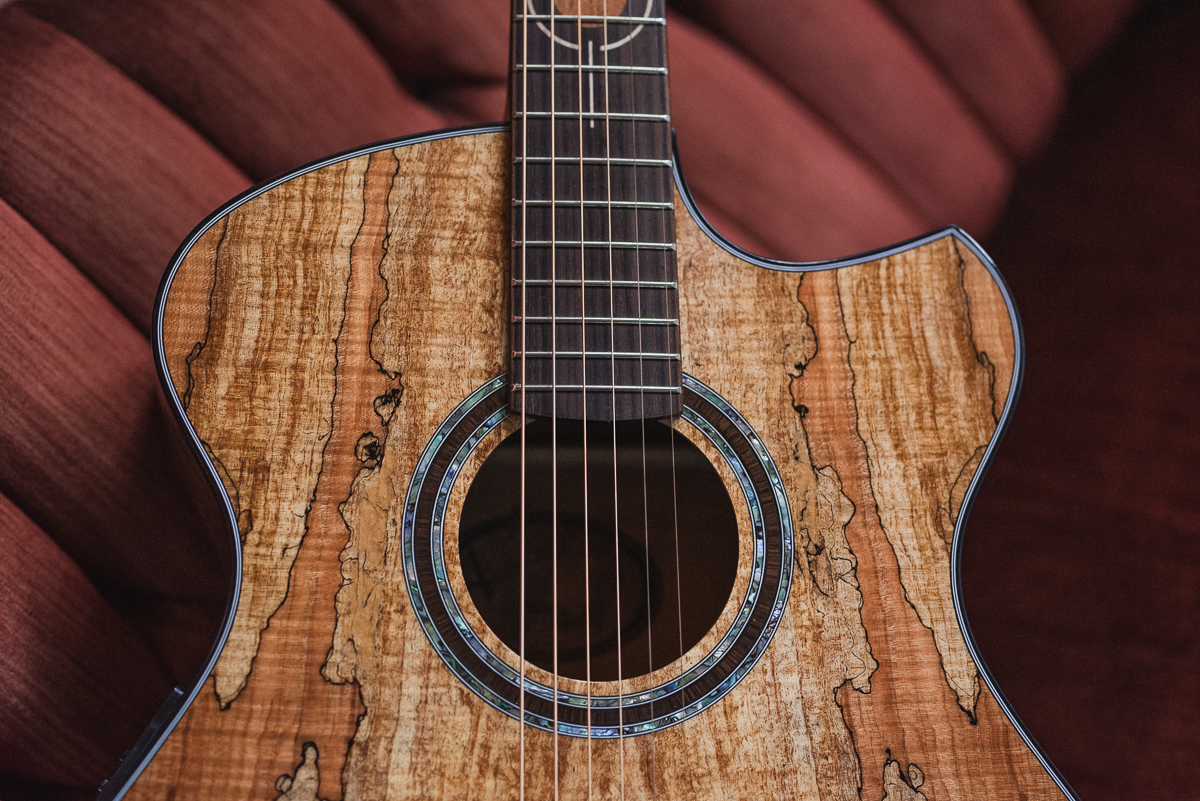 Guitar Spotlight: Freja 2S2